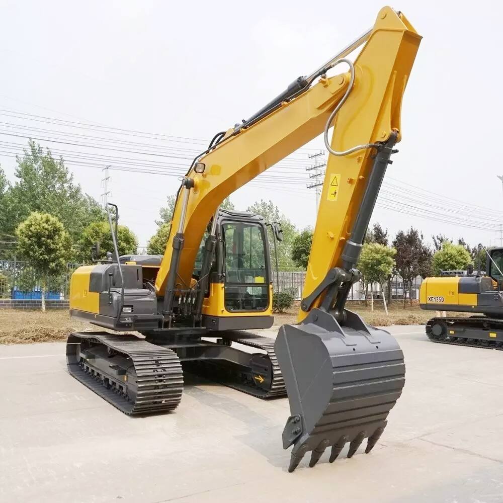XCMG Manufacturer 25 Ton Crawler Excavator XE240D with Hydraulic System